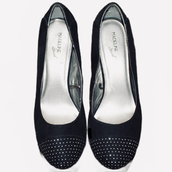 Women’s Madeline Stuart Amanda Heels, Black Suede-like, Studded Toes, Size 11M - Picture 6 of 7